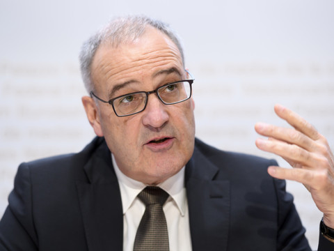 Guy Parmelin lance la campagne contre l'initiative de l'ASLOCA