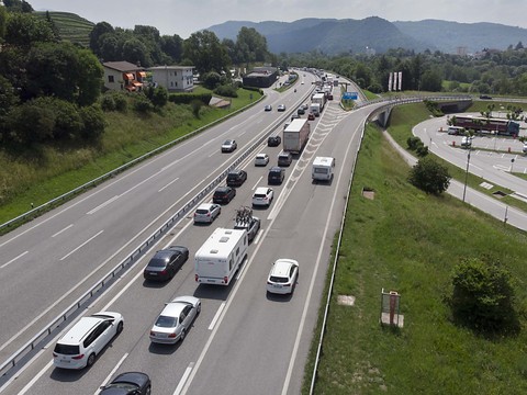 Coût des transports: 3/4 dus aux personnes et 1/4 aux marchandises