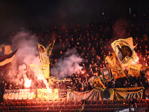 Pétards au stade: des lésions auditives ne sont pas un accident