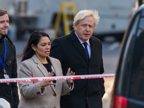 Boris Johnson veut revoir les libérations anticipées