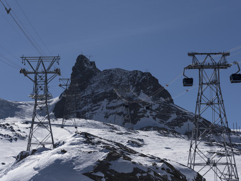 Un snowboardeur italien perd la vie au Petit Cervin à Zermatt (VS)