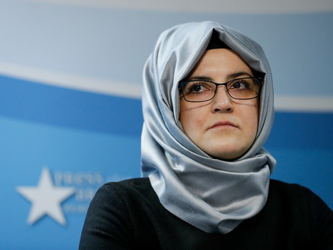 Meurtre de Khashoggi: sa fiancée et l'ONU dénoncent l'inaction