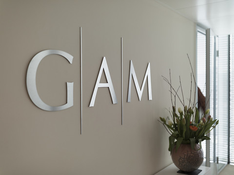 SIX: requête de sanction envers GAM Holding