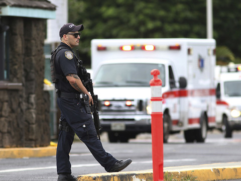 Une fusillade éclate sur la base navale de Pearl Harbor, deux morts