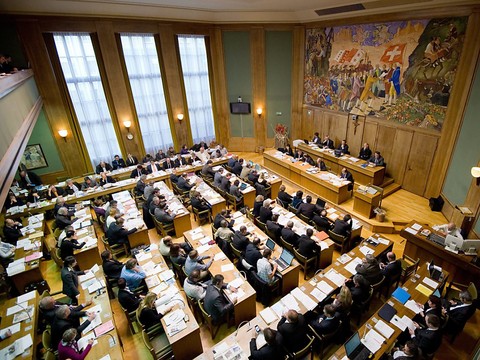La pollution au mercure sur la table des députés valaisans