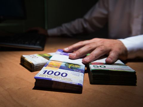 Petit pas vers plus de transparence dans le financement des partis