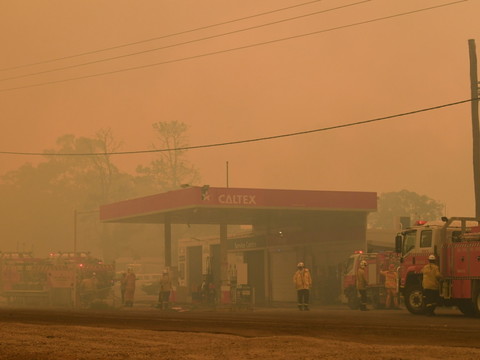 La chaleur record attise les incendies en Australie - Etat d'urgence dans le sud-est