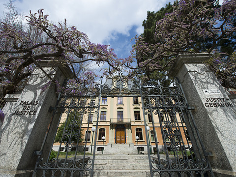 40 mois de prison confirmés pour l'ex-enseignant valaisan voyeur