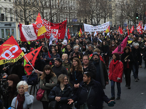 Retraites françaises: grande réunion au 15e jour de grève