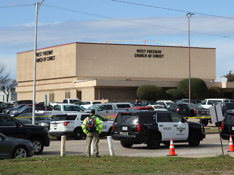 Attaque contre une église au Texas: au moins deux morts