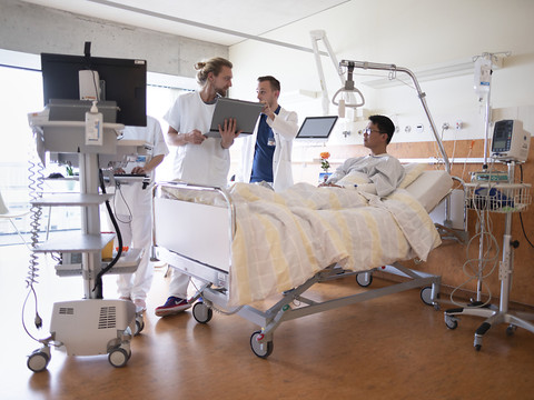 Les médecins hospitaliers toujours plus occupés par l'administratif