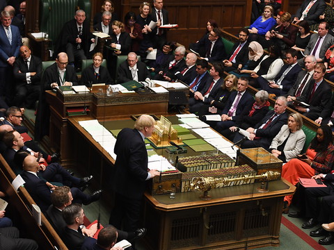 Après trois ans de crise, feu vert au Brexit