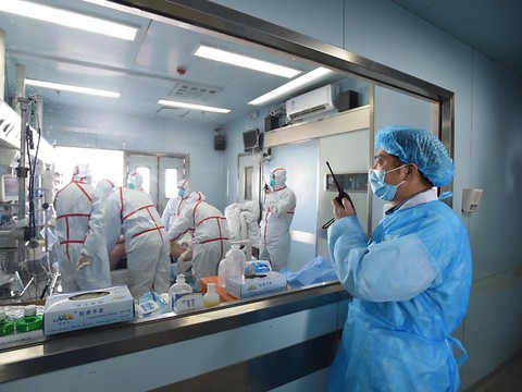 L'épidémie de pneumonie en Chine fait un premier mort