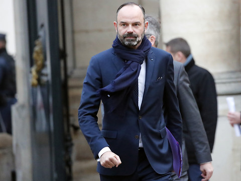Retraites: le gouvernement retire sous conditions l'âge-pivot du projet de loi
