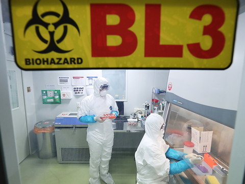 La Chine annonce 17 nouveaux cas du mystérieux virus