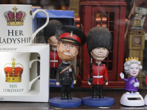 Harry et Meghan laissent place à une famille royale resserrée
