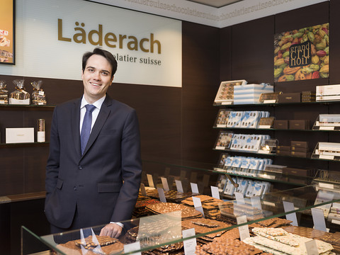 Le patron de Läderach répond aux accusations d'homophobie