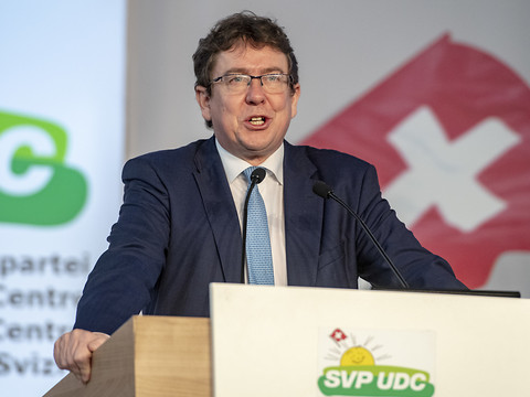 La libre-circulation et les loups dans le collimateur de l'UDC