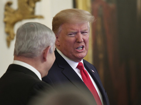 Proche-Orient: Trump évoque une solution réaliste à deux Etats