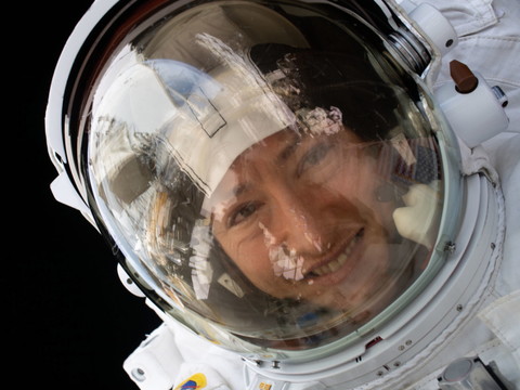 Une astronaute américaine de retour sur Terre après 11 mois