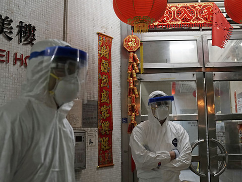 Coronavirus: le bilan s'élève à plus de 1000 morts en Chine