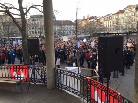 Hache de guerre déterrée à Fribourg entre la FEDE et le SSP