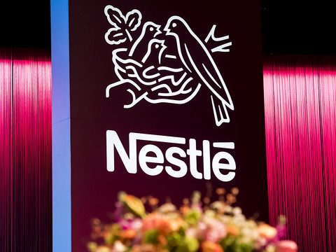 La croissance de Nestlé en 2019 déçoit, la rentabilité rassure