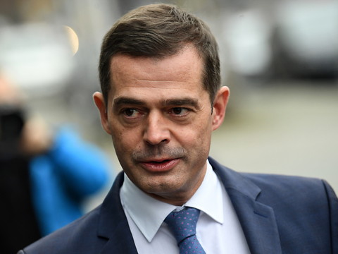 Crise politique en Allemagne: le chef des conservateurs de Thuringe jette l'éponge
