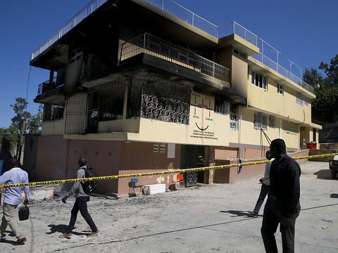 Haïti: 15 enfants meurent dans l'incendie d'un orphelinat insalubre