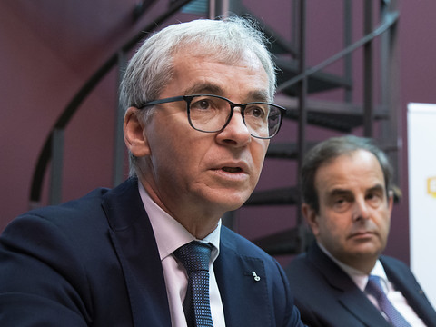 Réforme du 2e pilier: le centre rejette le projet de financement