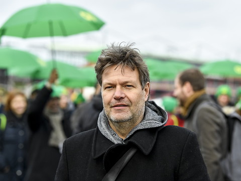 Revers électoral à Hambourg pour le parti d'Angela Merkel
