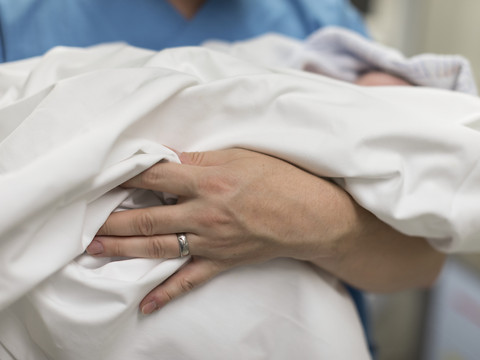 Les Suisses divorcent plus et font moins d'enfants