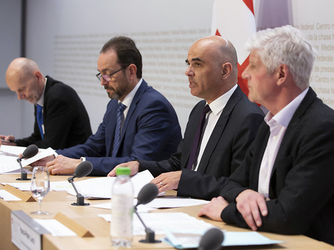 Nouvelles mesures en Suisse après la propagation du virus en Italie