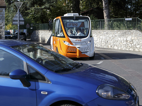 Voitures autonomes en Suisse: trois scénarios évalués par TA-SWISS