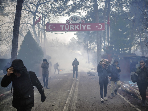 La Turquie à l'offensive en Syrie: deux avions du régime abattus
