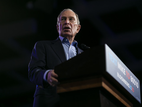 Mike Bloomberg se retire de la primaire démocrate, soutient Biden