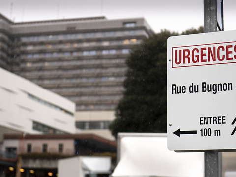 La Suisse enregistre son premier décès lié au coronavirus
