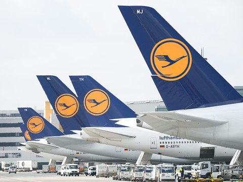 Lufthansa réduit ses capacités de jusqu'à 50%