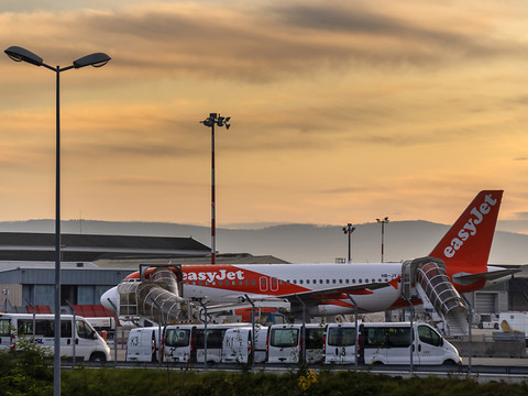 La compagnie EasyJet suspend tous ses vols vers l'Espagne