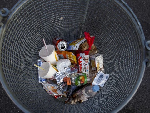 Chaque Suisse produit 703 kilos de déchets par an