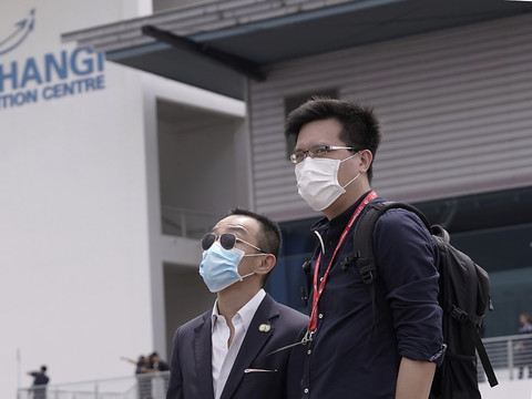 Singapour menace de prison ceux qui ne gardent pas leurs distances