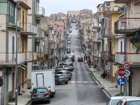 L'Italie va distribuer des bons alimentaires aux plus démunis