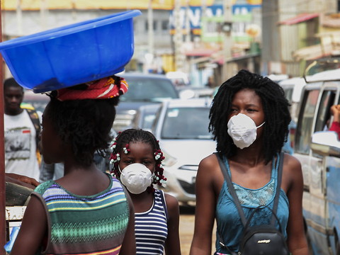 Covid-19 dans le monde lundi à 13h00: plus de 34'000 morts