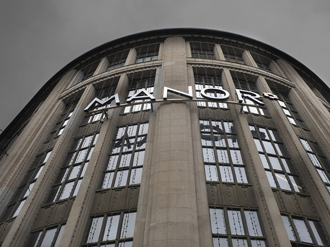 Manor livre à domicile et étoffe son offre alimentaire en ligne