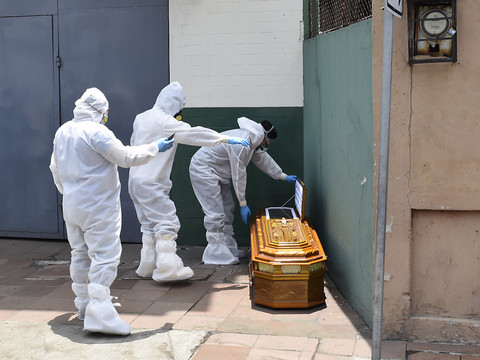Equateur: près de 800 cadavres dans des logements de Guayaquil