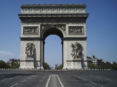 La France prolonge le confinement jusqu'au 11 mai