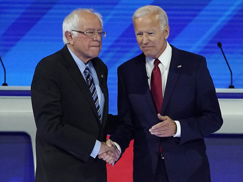 Bernie Sanders annonce son soutien à son ex-rival Joe Biden