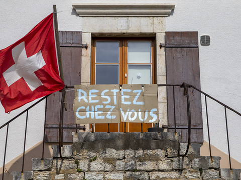 Près de 230 nouveaux cas de Covid-19 en 24 heures