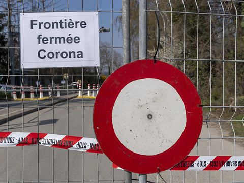Quelque 56'000 refoulés à la frontière - 150 amendes par jour