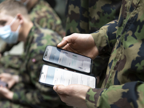 Pas d'appli pour retracer les contacts sans base légale